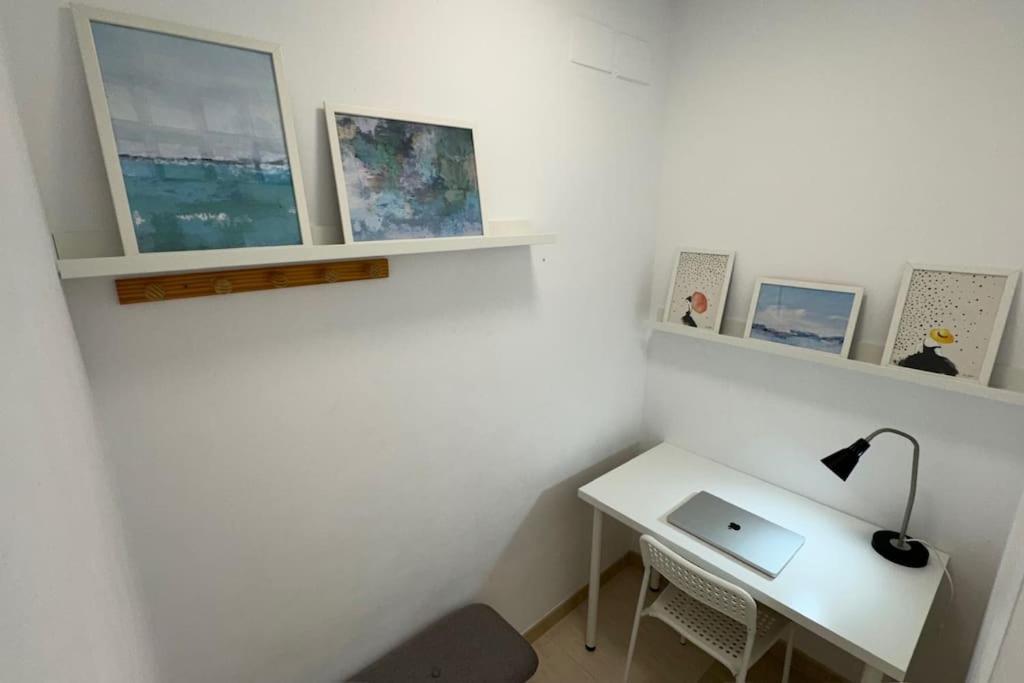 Apartamento A Pie De Playa Con Terraza Y Piscinas Apartamento Benalmádena Exterior foto
